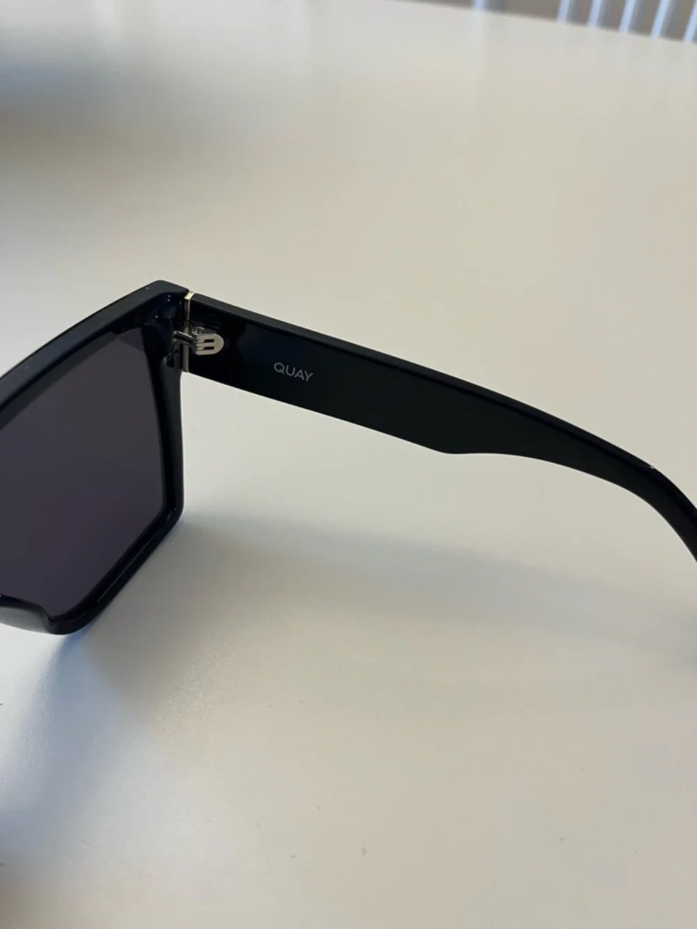 QUAY Australia Maxed Out Black Shield Sunglasses with Dark Lenses - Picture 5 of 7